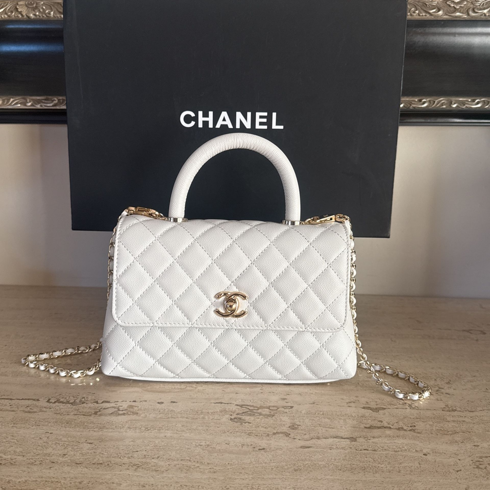 Gorgeous new white CHANEL bag