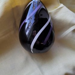 Paperweight Egg, Art Glass Hand Blown 
