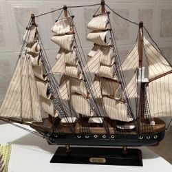 The Pamir Model Boat By Tall Ships Of The World Collection