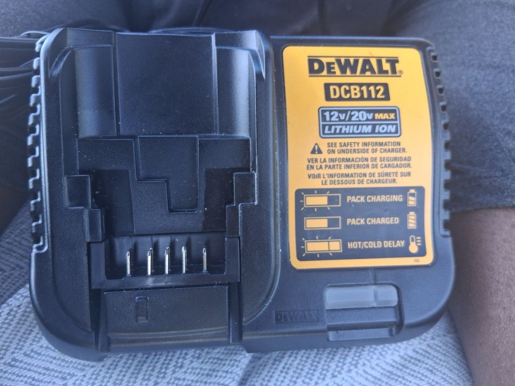 2 Dewalt 12v Batteries And 1 Charger
