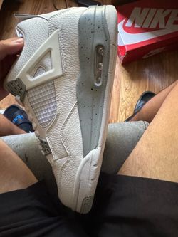 Air Jordan 4 Retro Sneaker