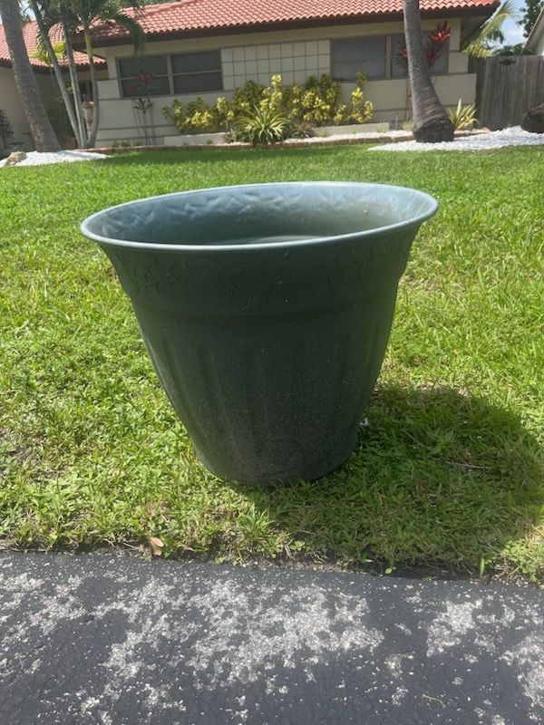 Very Large Outdoor Resin Plant Pot Green