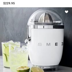 Smeg Juicer 
