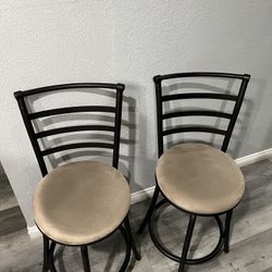 2 Swivel Bar Stools 
