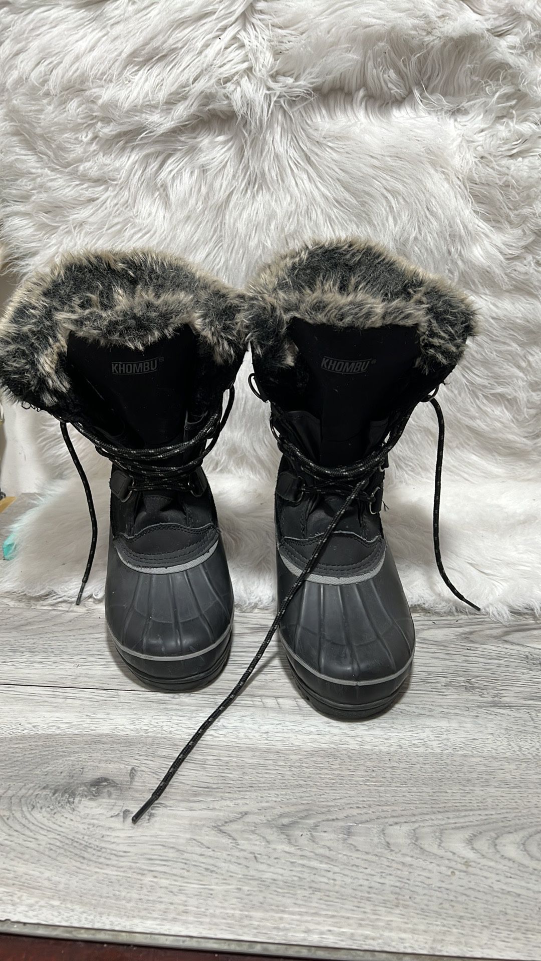 Khombu women rain Snow Boots size 9 M 