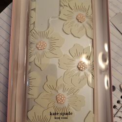 Kate Spade SAMSUNG GALAXY S22  protective hardshell case. SELLS FOR $40 ASKING $20 