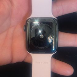 Apple Watch SE 44 Mm 