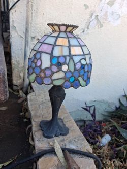 Candle light holder