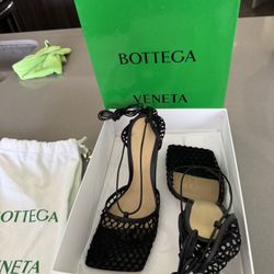 Bottega Veneta Stretch Lace-Up Sandal Black Size 41