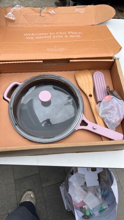 Out Place Pink cast iron skillet