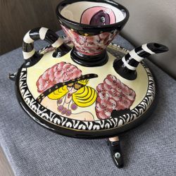 Gertie tea pot with cup lid