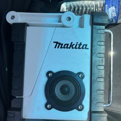 Makita Bluetooth Speaker 