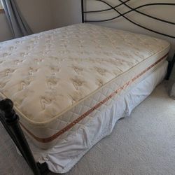 California King Sized Bed And Frame