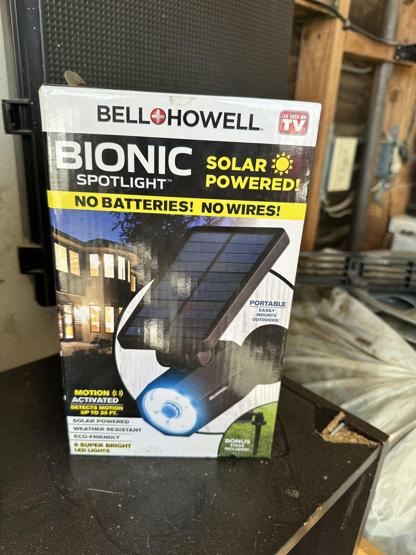 BELL AND HOWELL  Bionic Out Door Motion Sensor Light