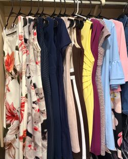 13 women’s professional dresses sizes 6/medium 13 women’s professional dresses sizes 6/medium