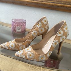 High Heels Size 7