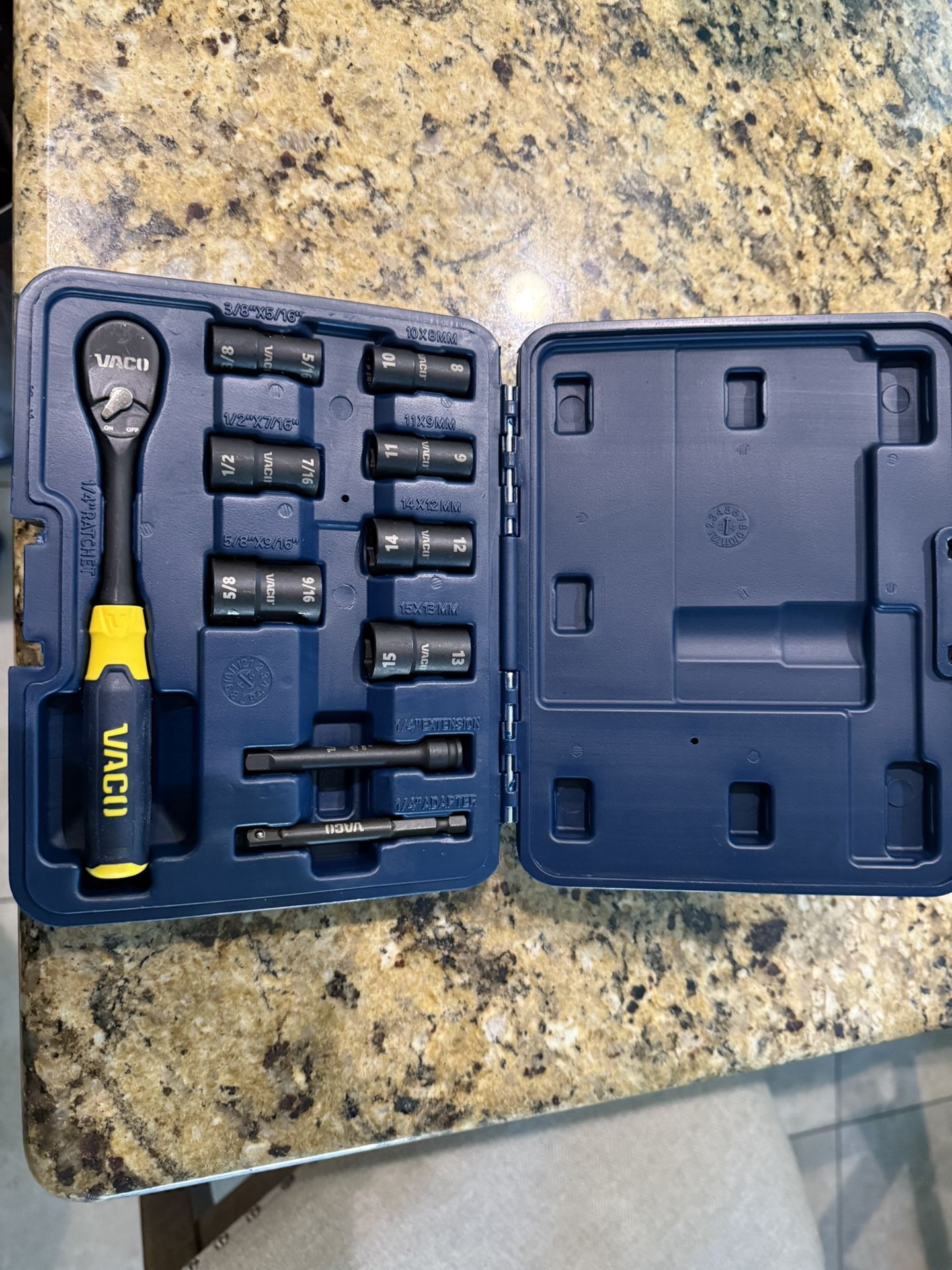 Vaco Flip Socket W Ratchet. 