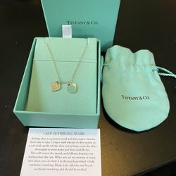 Return to Tiffany Double Heart Pendant 