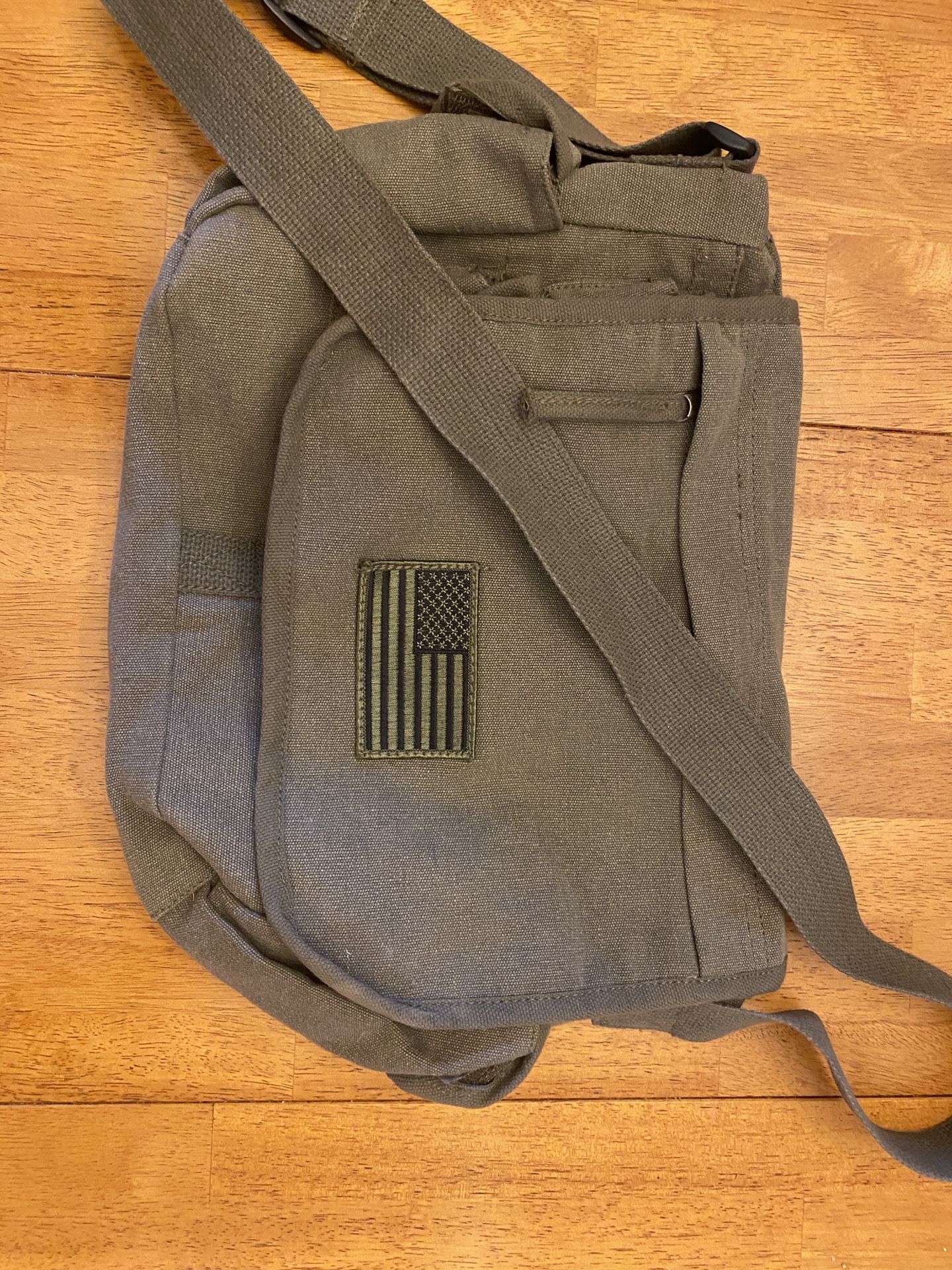 Retro Army Green Messenger Bag