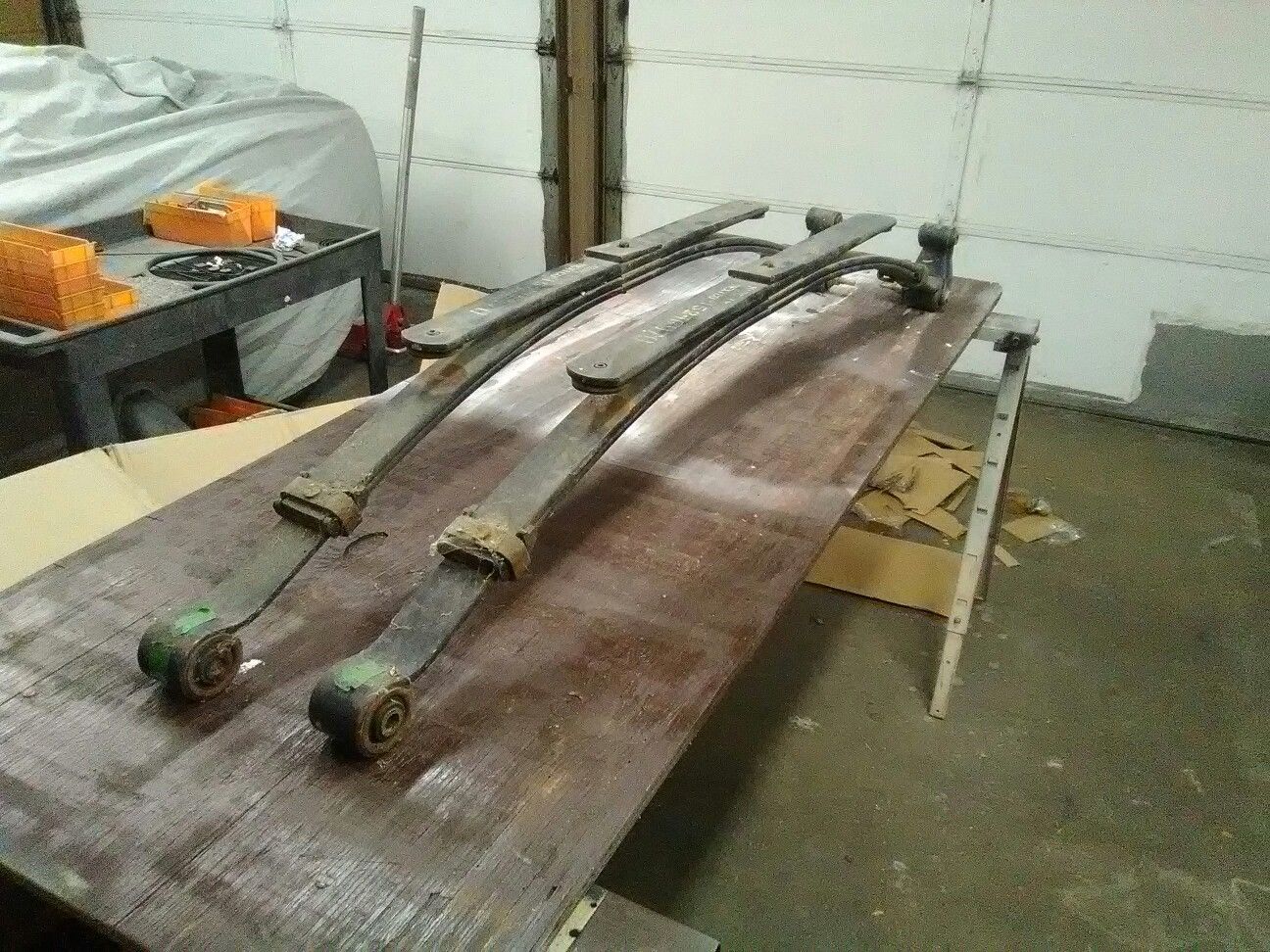 2007 Chevy Silverado 1500 Rear Leaf Springs