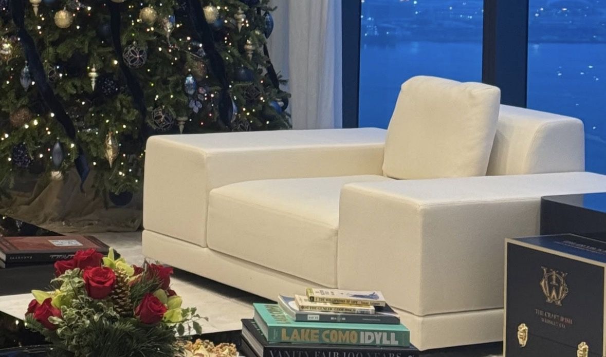 RESTORATION HARDWARE 4 CHAIRS CORTONA COLLECTION WIDE ARM