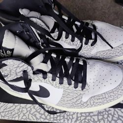 Air Jordan Retro 1