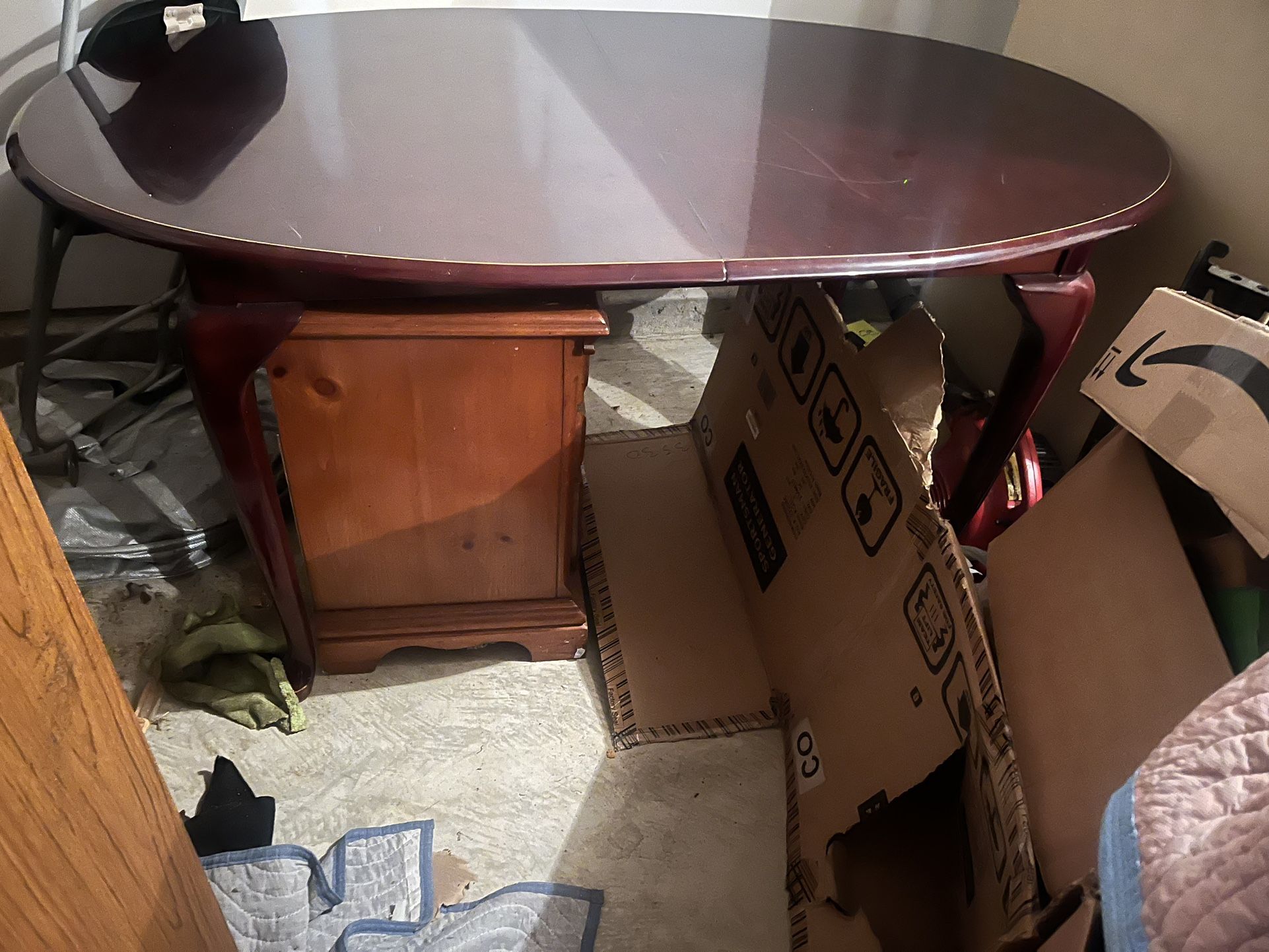 Used Kitchen Table Set 