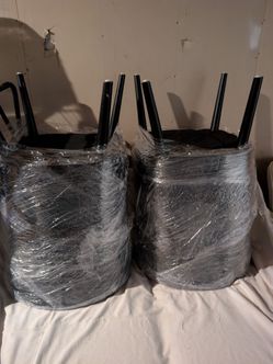 2 Accent chairs - black