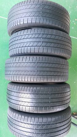 Dunlop in great condition 5 tires 225 45 19 good tread