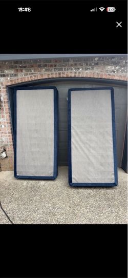 2 XL twin box spring (king base)