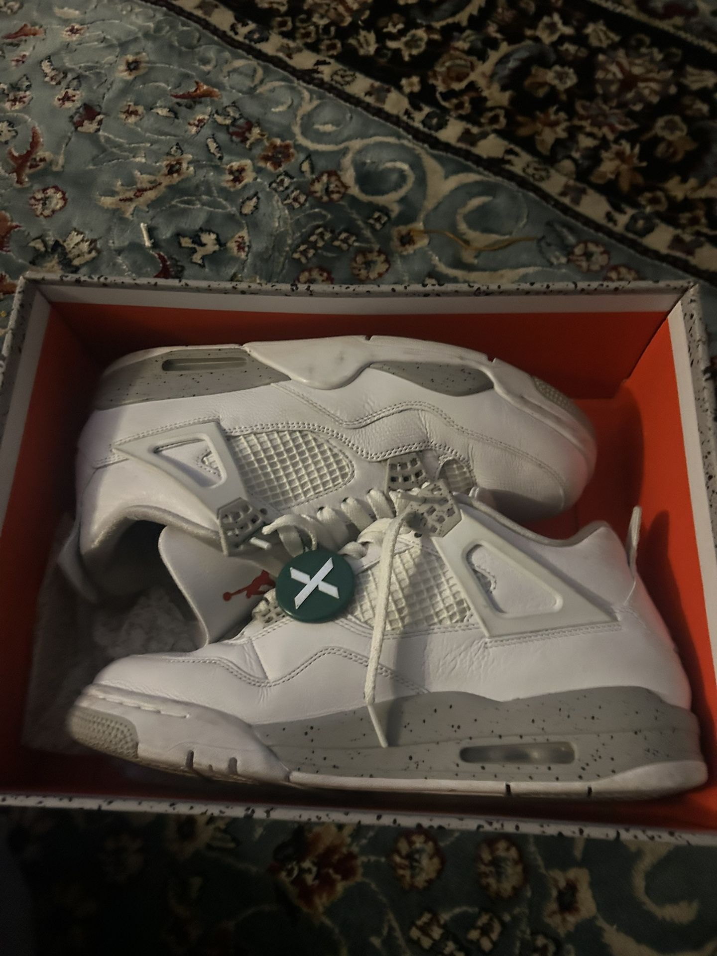 Jordan 4 Oreo- Size 10