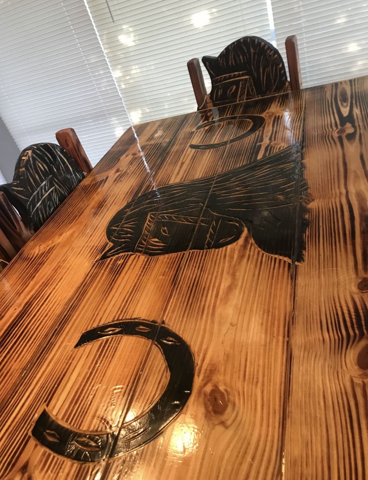 Mesa Rústica / Wooden Table