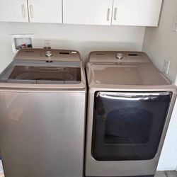 Washer And Dryer Set