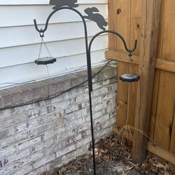 A Set Of 2 Hook Bird Feeder Pole