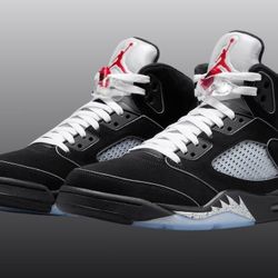 Jordan 5 Black Metallic size 10 (NO TRADES PRICE IS FIRM)