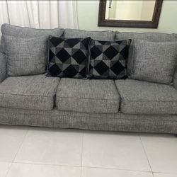 Sofá and Loveseat