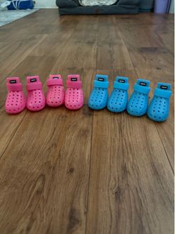 xs wagwear dog shoes - 40$ for each pair