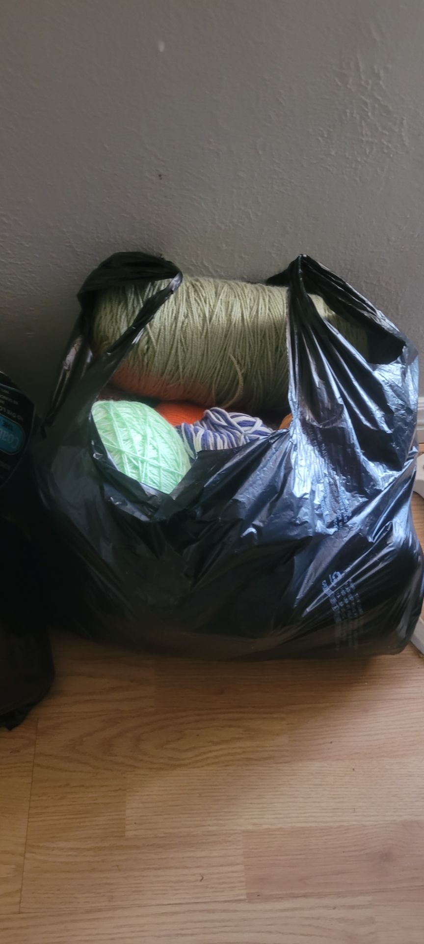 Free yarn