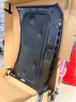 GMC sierra 1500 OEM  hood 2019+
