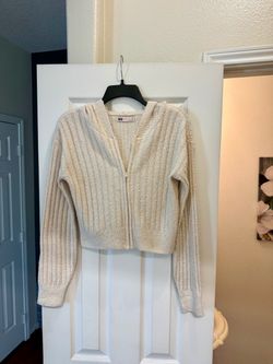 Women’s SO Good For Life Cream Zip Up Sweater Size XS