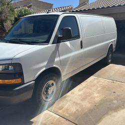 2018 Chevrolet Express 2500