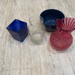 Free four flower Vases/pots