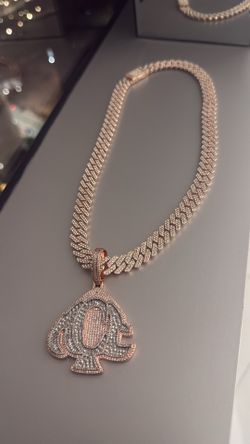 Diamond rose gold chain with rose gold diamond pendant