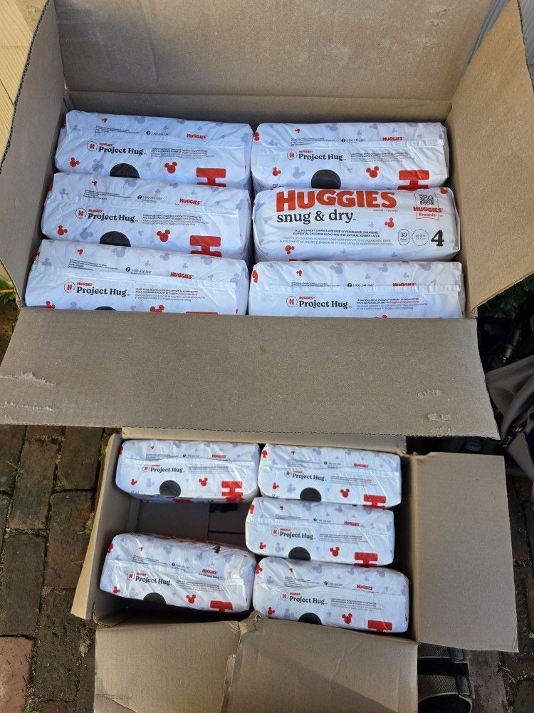 Huggies Size 4 Snug & Dry