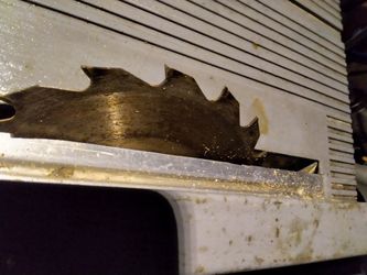 Makita 8-1/4" Portable Table Saw (Model 2708