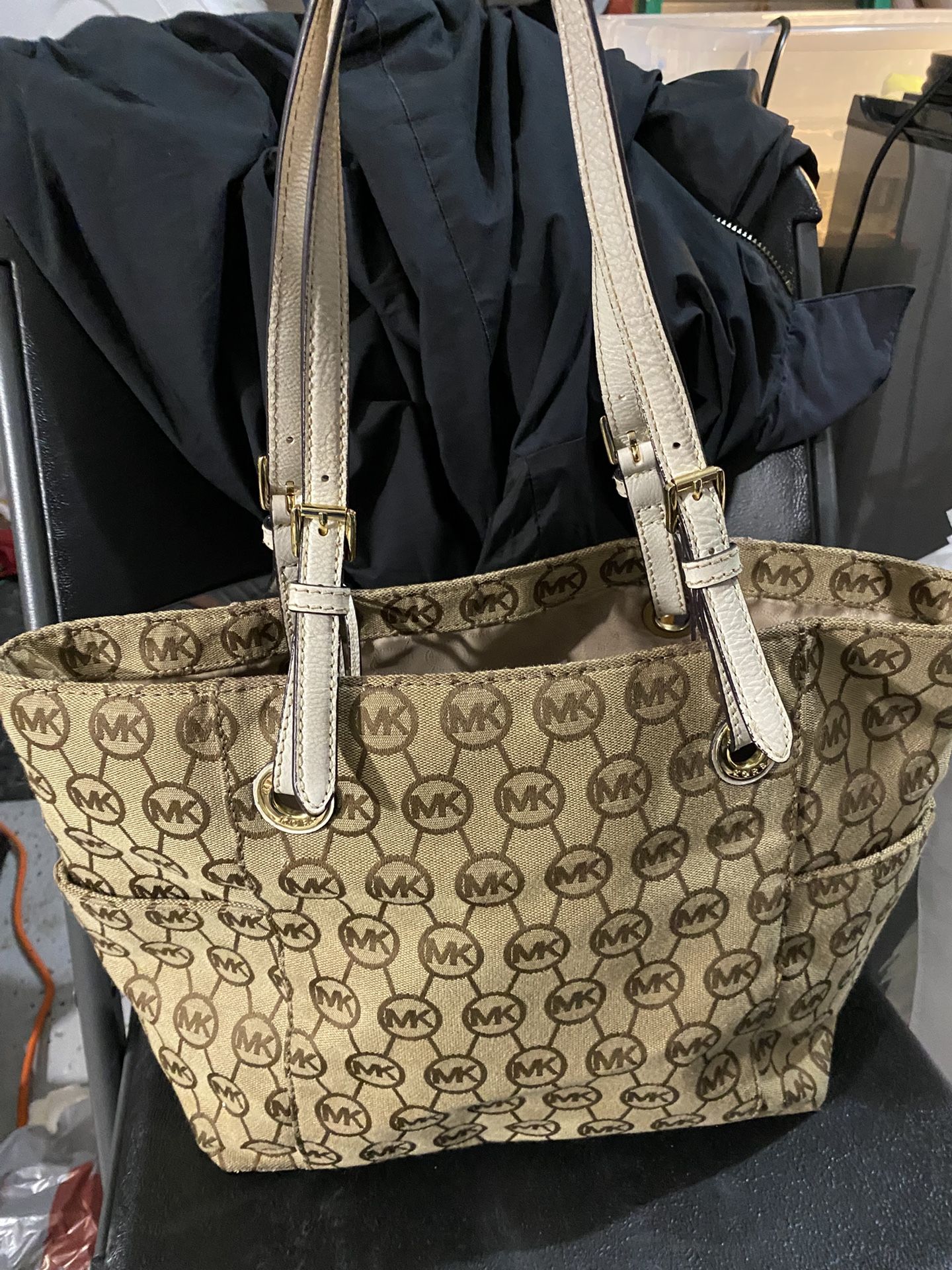 Michael Kors Women’s Tote Bag 