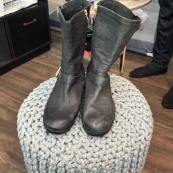 Vince Camuto Winchell Pebbled Leather Moto Boots size 10 M Women's