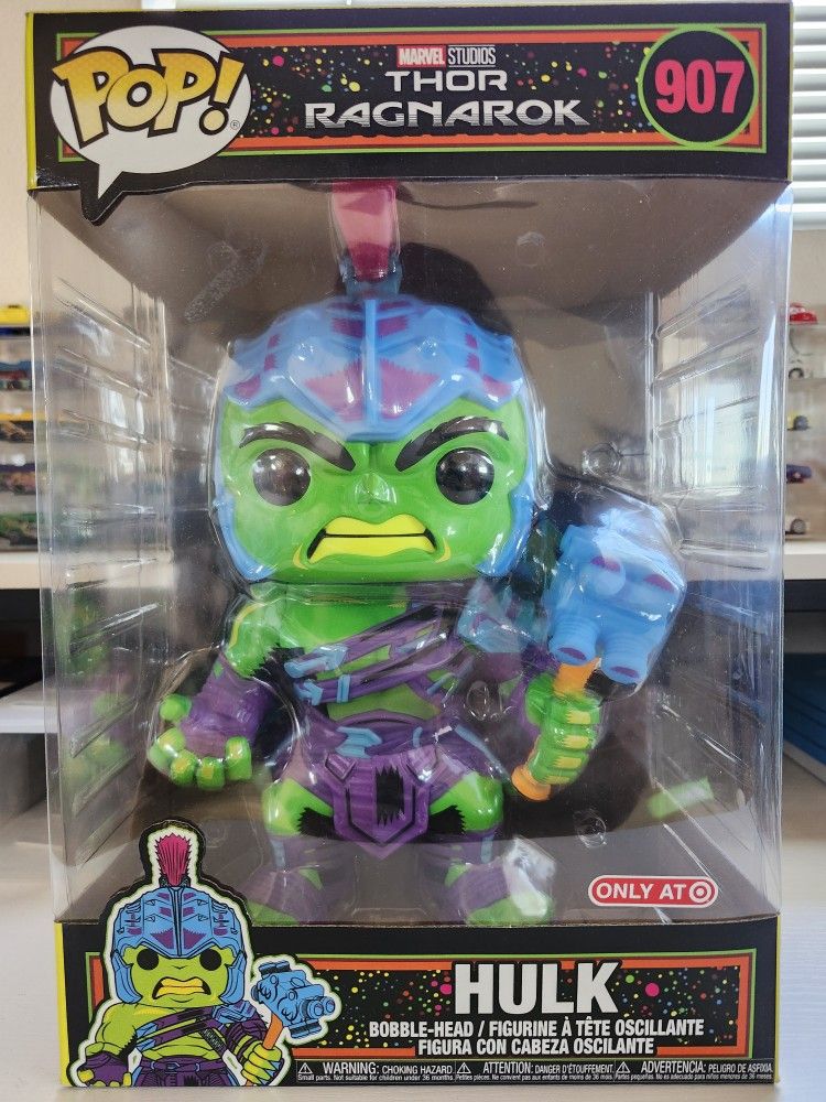 Jumbo Funko Pop Hulk Blacklight