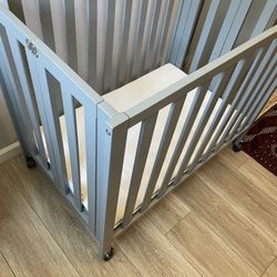Baby Crib 