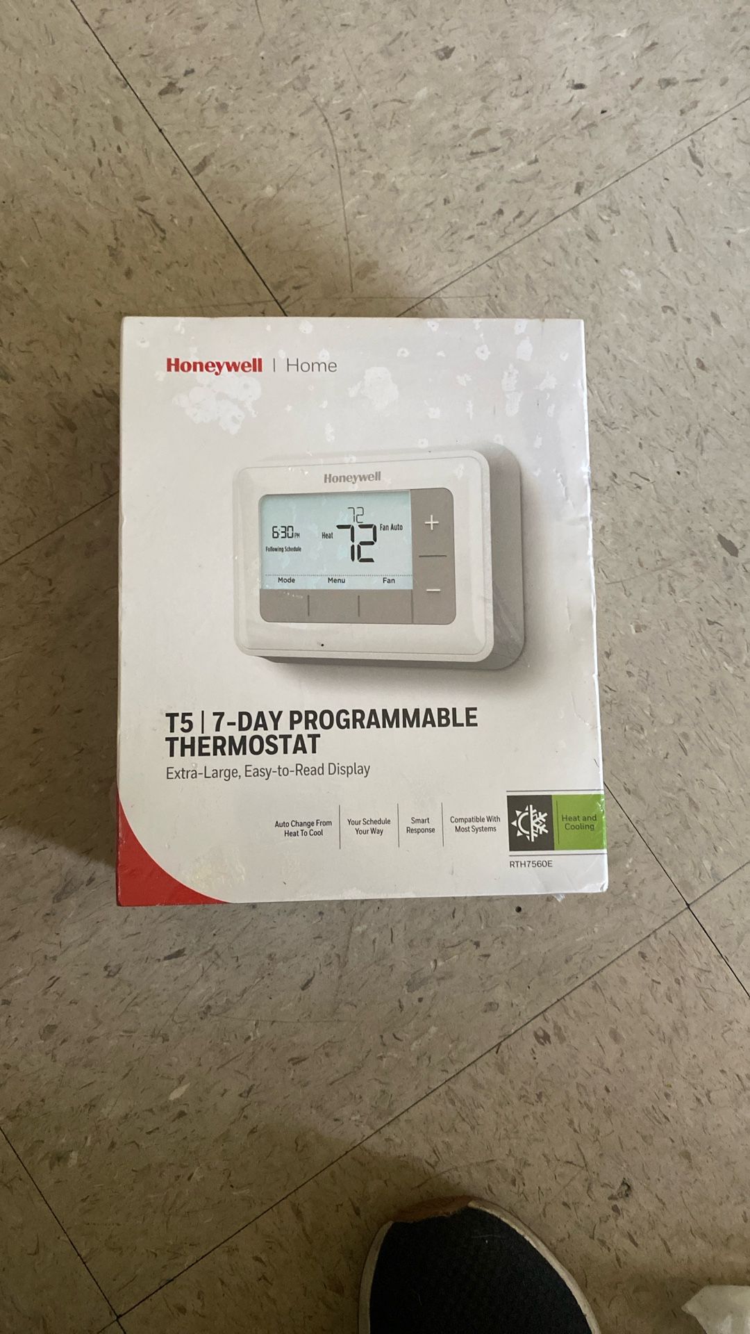 T5 7-Day Programmable Thermostat